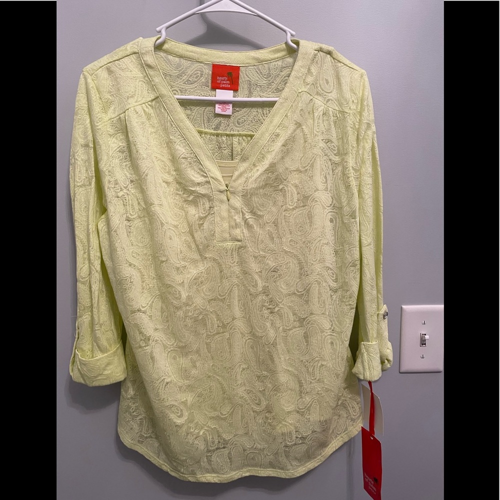 NWT HEARTS OF PALM 2-piece top.